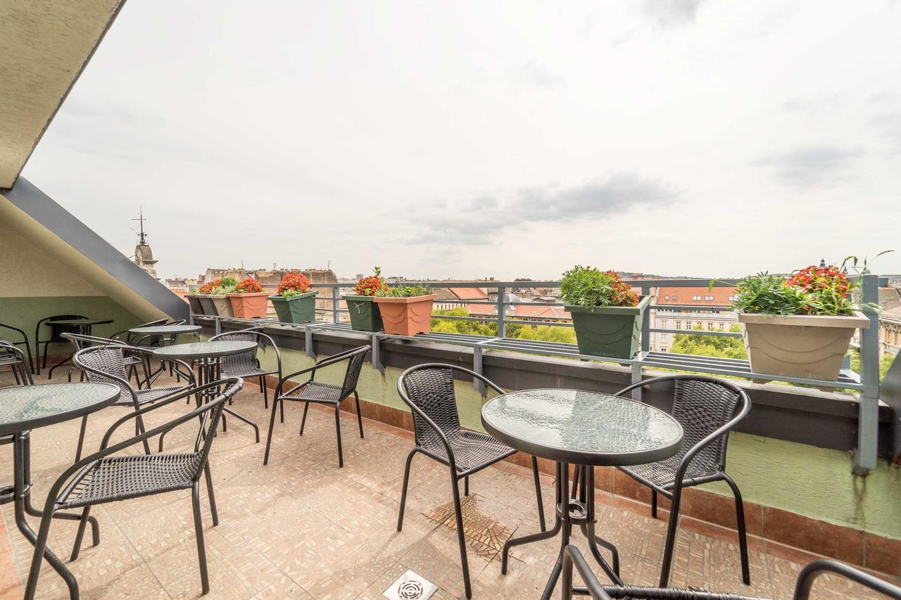 Silver Center Szálloda 3*